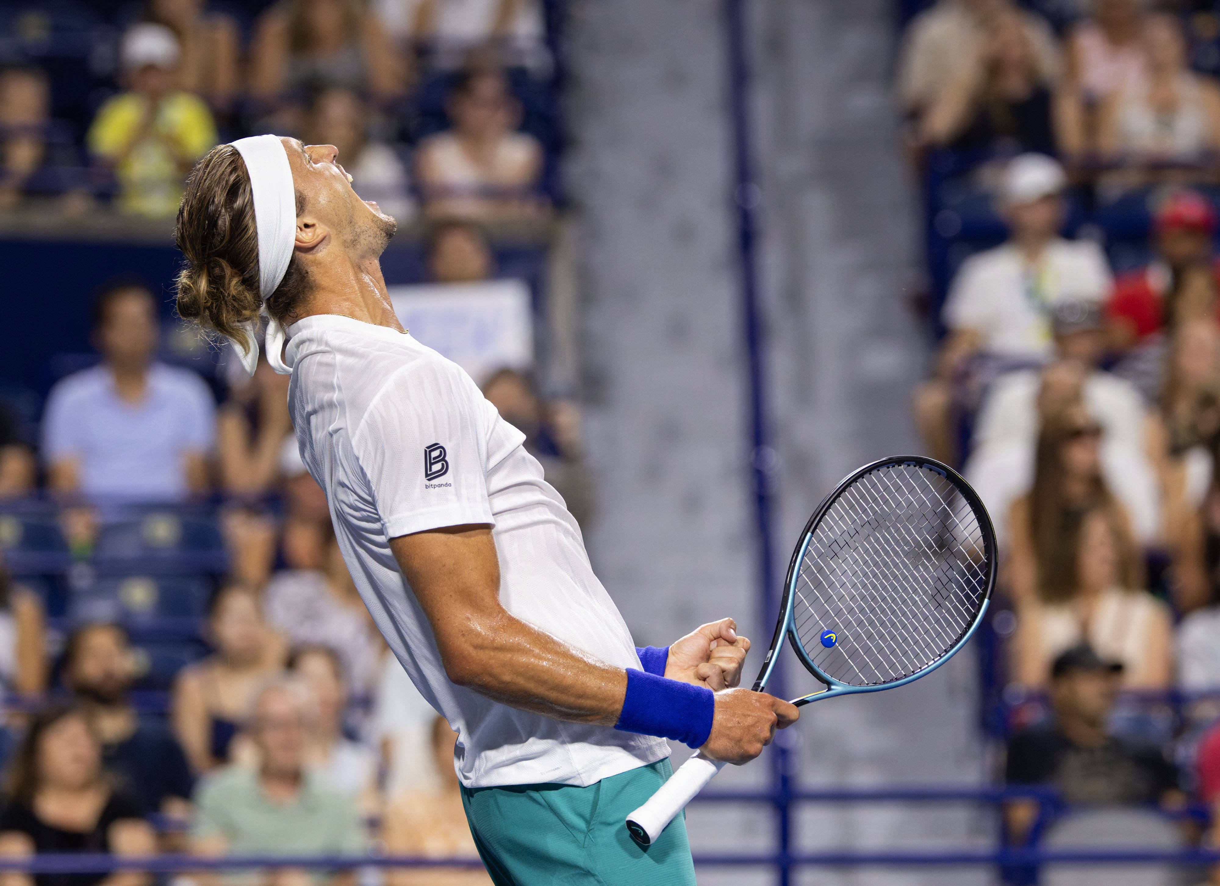 包含ATP总决赛轻取联合杯，兹维列夫状态火热的词条