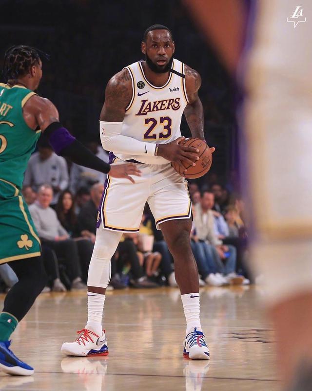 吉林队碾压掘金，乔治状态火热