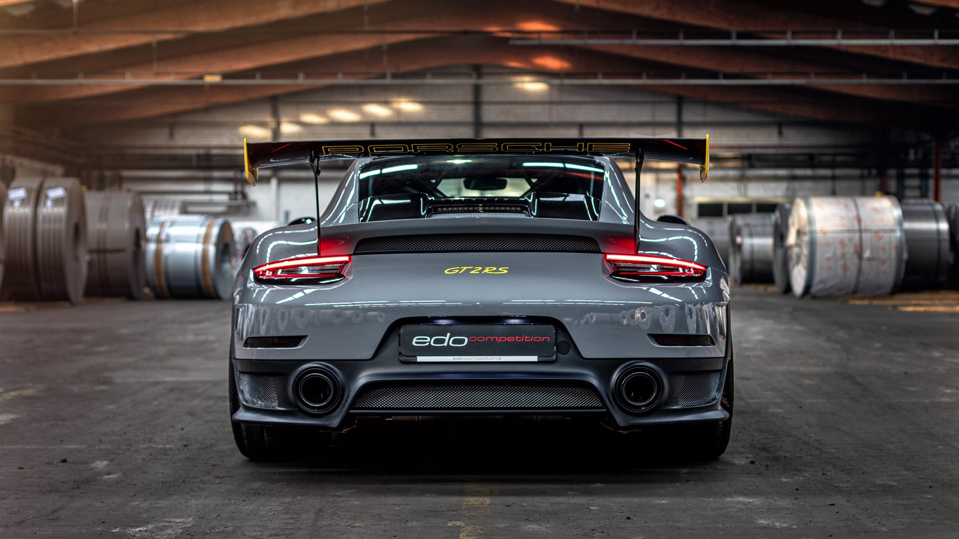非常有戏剧性,充满了唯一性的爆点。我们首先需要挖掘唯一在哪里,是唯一一次大赛交锋?是唯一一次逆转?还是哈兰德封王之战?让思维飞一会,定下一个足够惊艳的标题