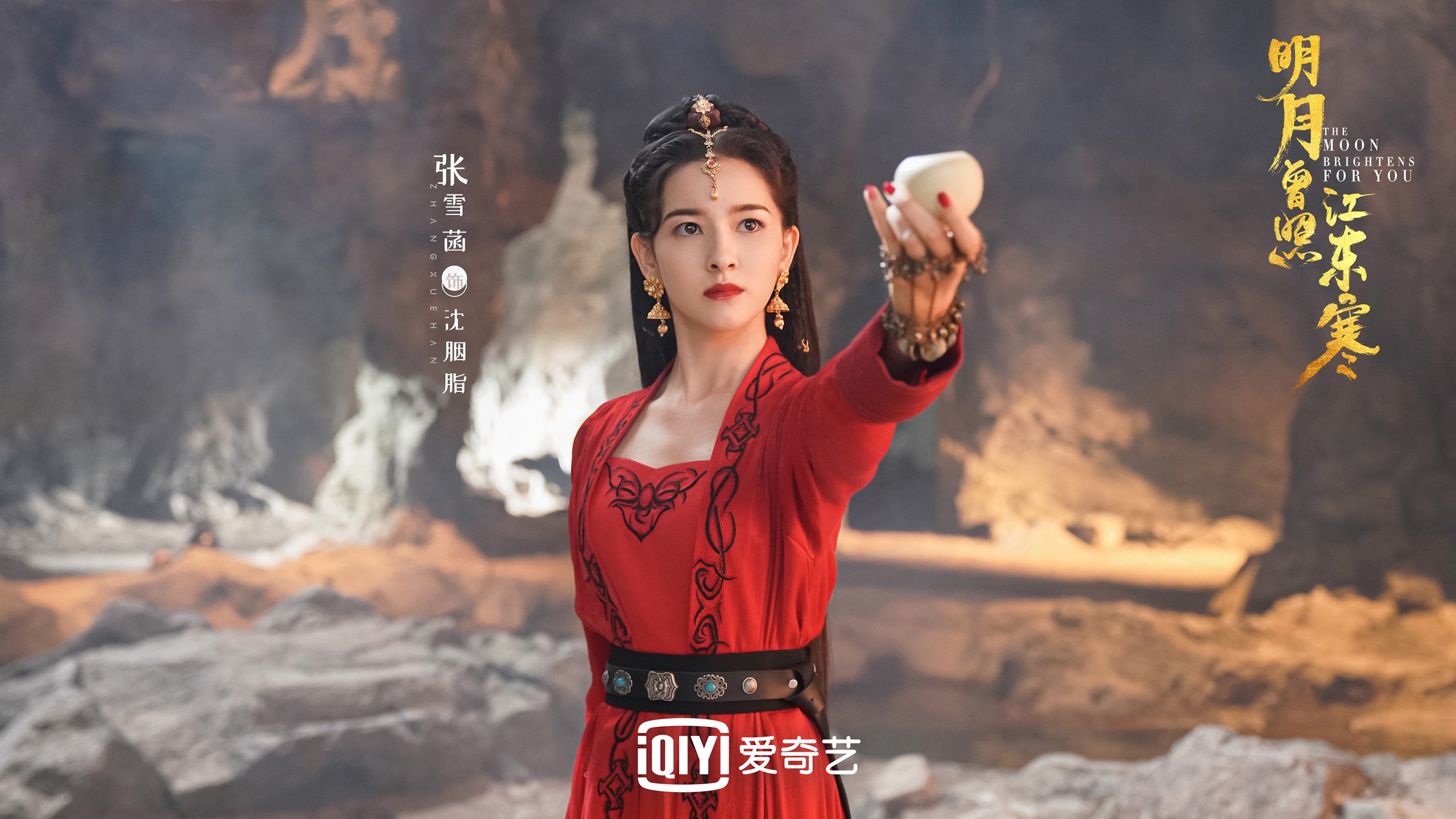 首先,是文章的标题